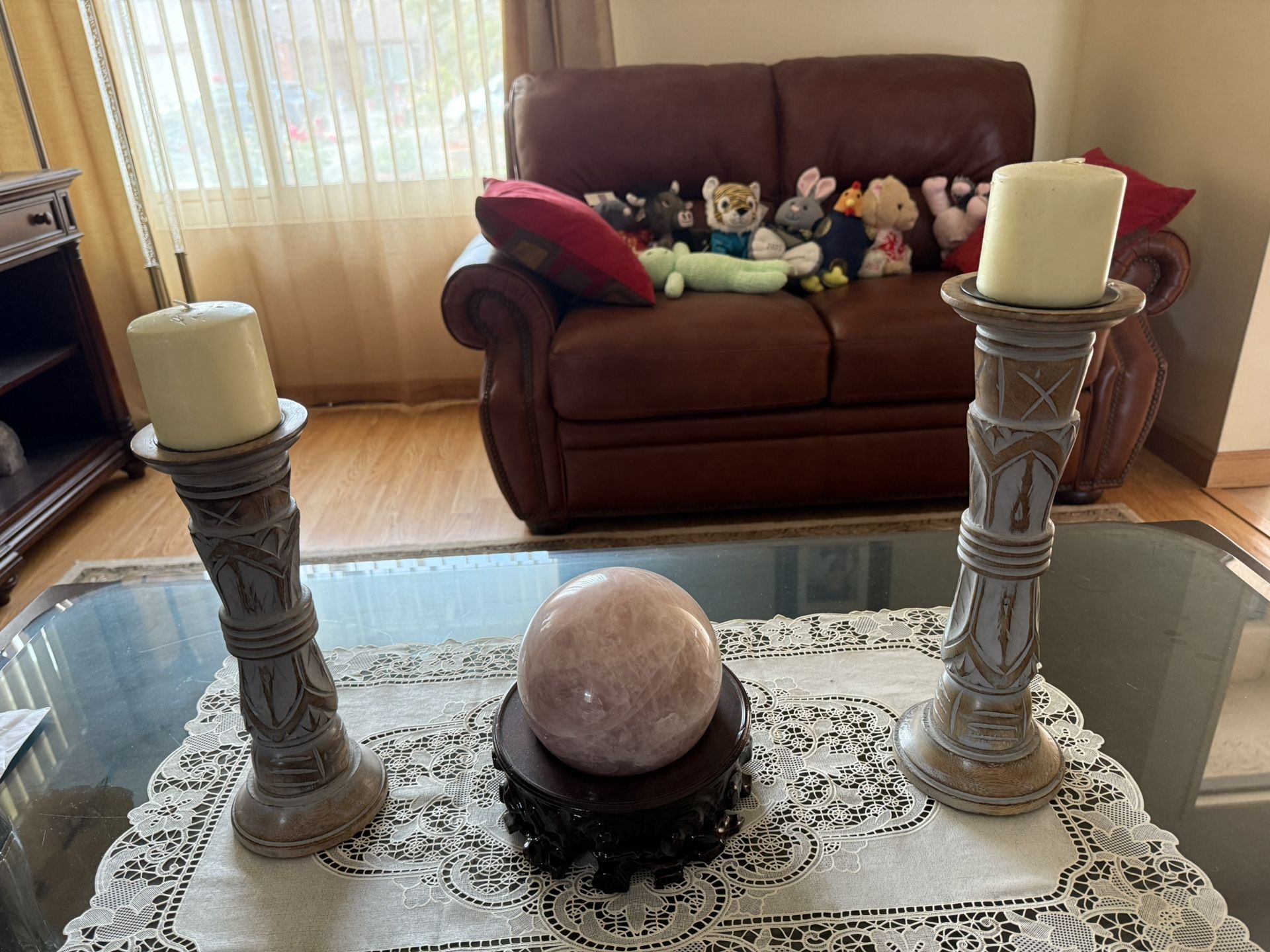 Candle.  Stand 