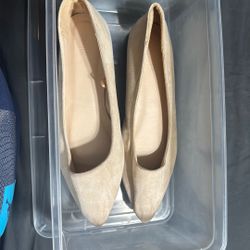 Size 8 Flats 
