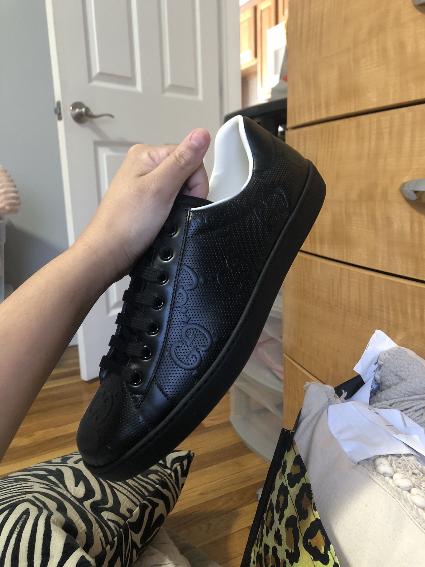 Gucci Sneakers for Sale in New York, NY - OfferUp