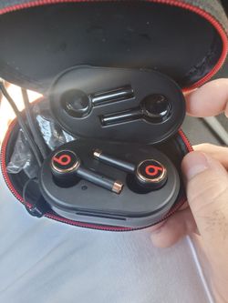 Beats ear buds for apple only