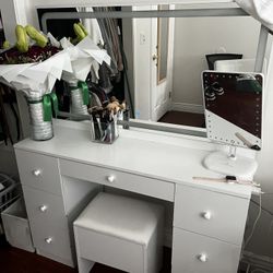 Makeup vanity 