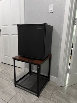 Mini fridge table stand
