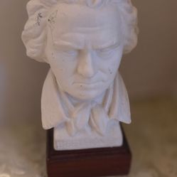 Beethoven Bust Statue