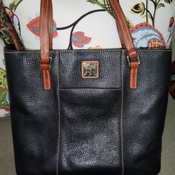 Dooney & Bourke Satchel Bag