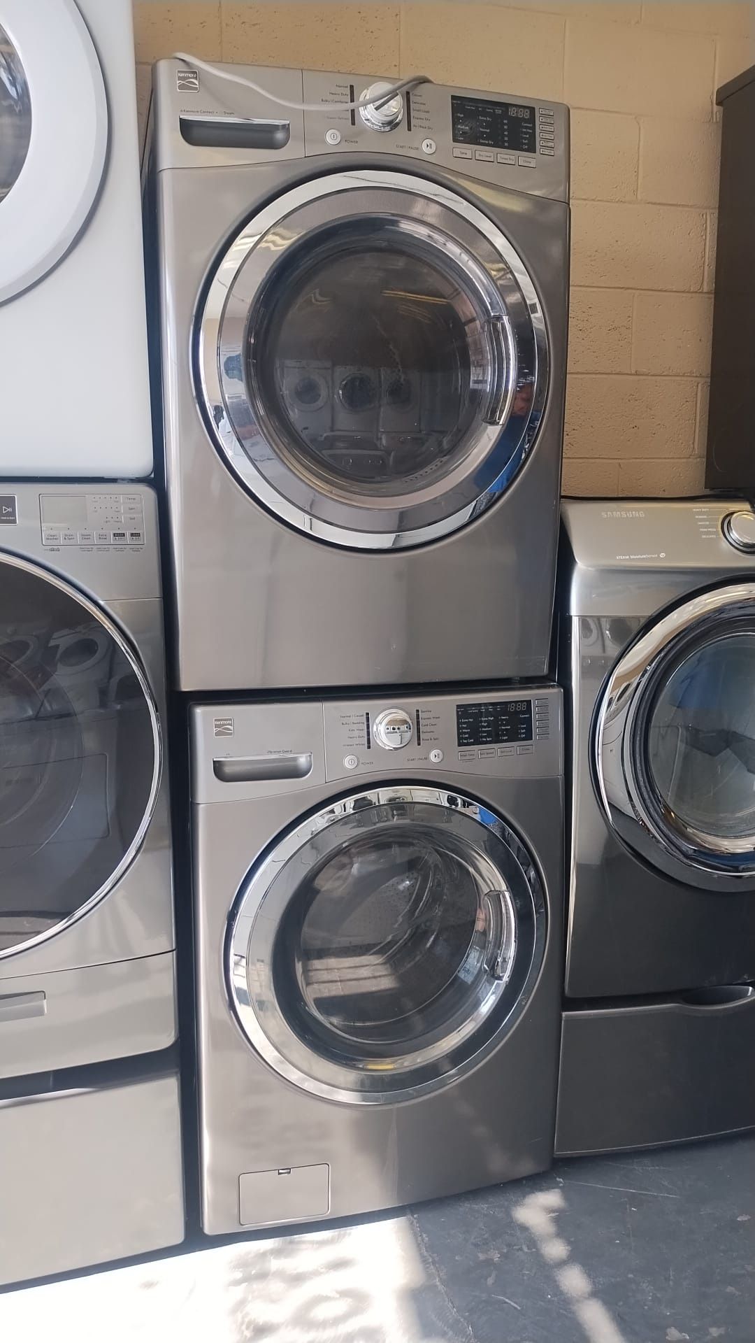 Nice Kenmore Washer And Gas Dryer Set
