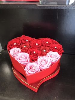 Preserved roses for Mother’s Day