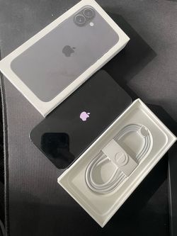 Apple iPhone 16 Black with Box and Cable