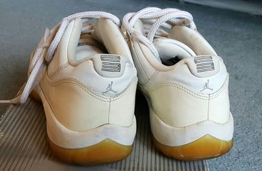 Air jordans retro 11 low tops