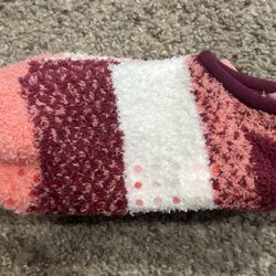 Women’s Slippers Socks (brand new) 