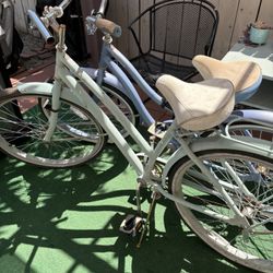 Beach Cruiser Bikes 2 Of Them! One Hold Air The Other New Needs Tubes Only $30 For Both!!!!