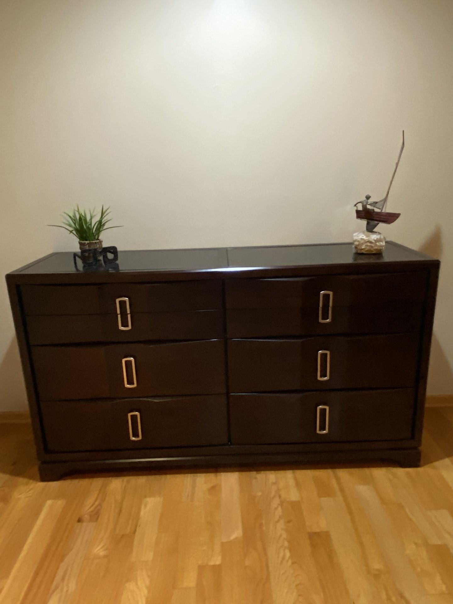 Kingsize bedroom Set