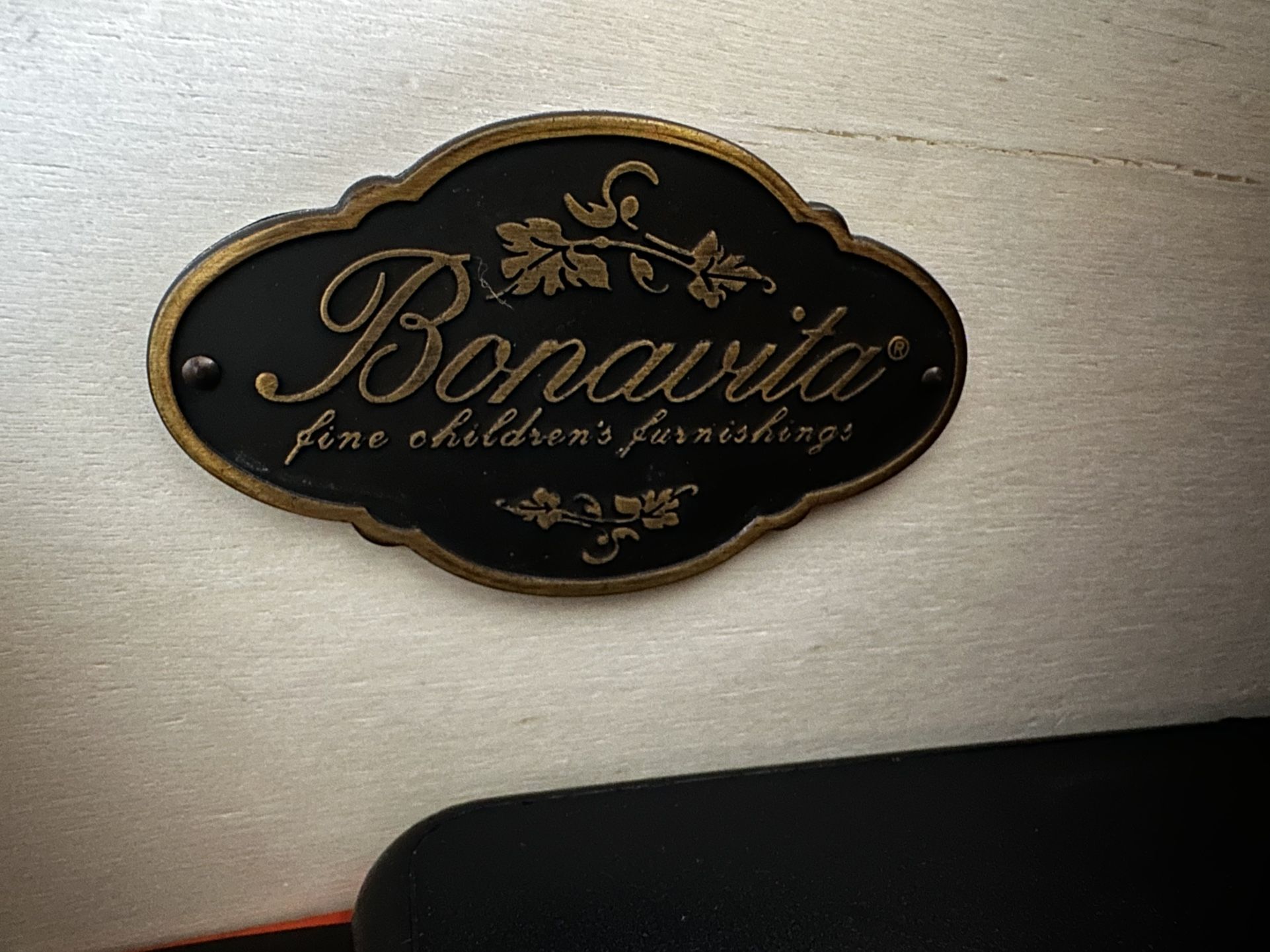 Bonavita fine cheap children's furnishings
