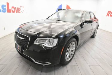 2018 Chrysler 300