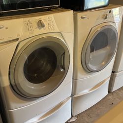 Washer and dryer front loader whirlpool duet sport