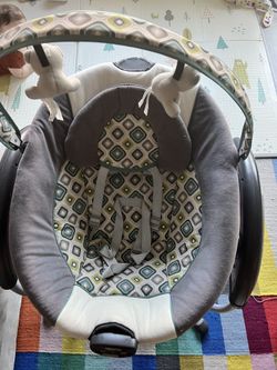 Graco Baby Swing