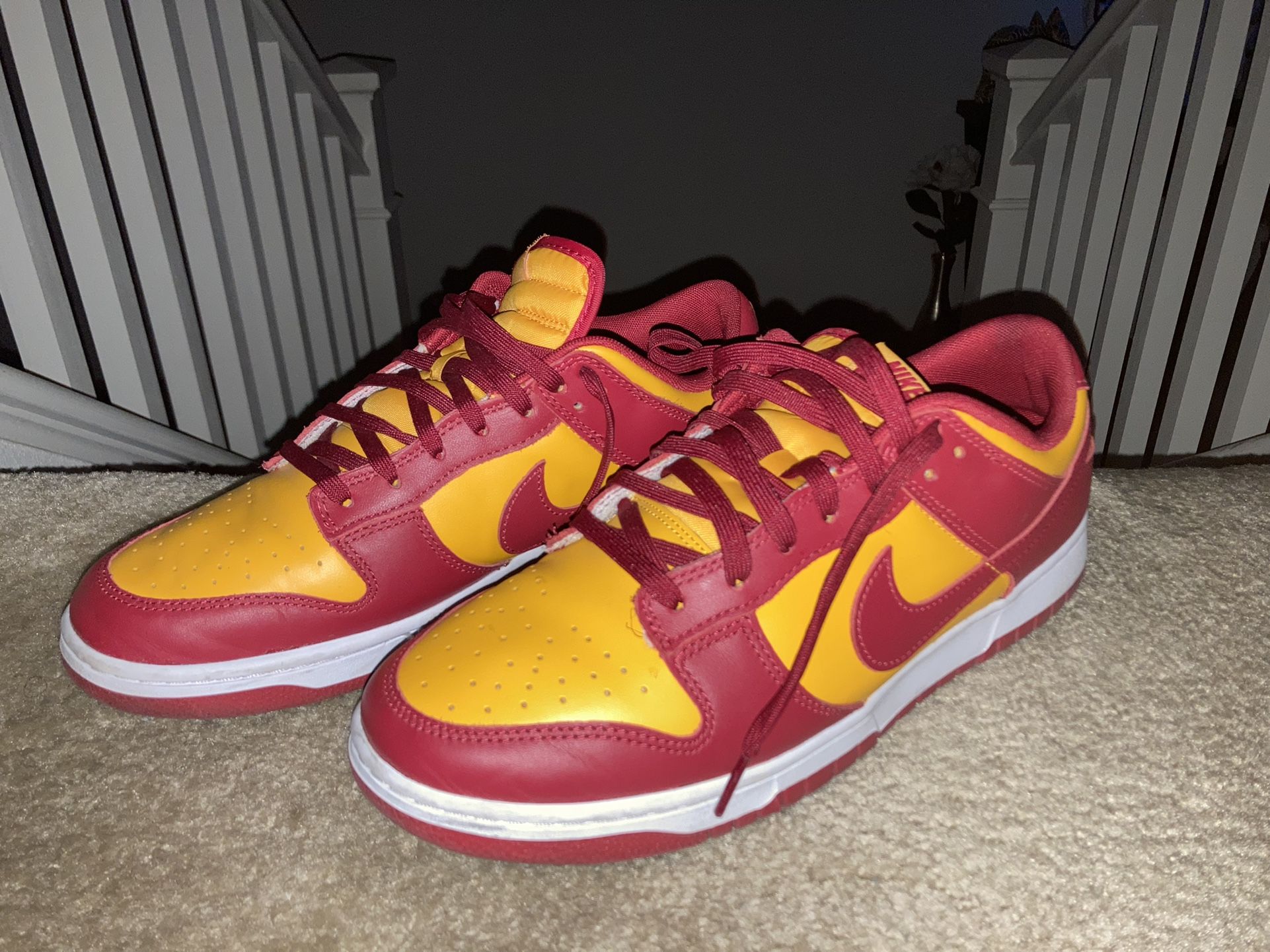 Nike dunk low “midas gold”