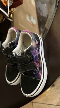 K pop vans