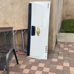 2012 Chevy Tailgate 