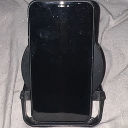 Apple iPhone 11 Black 6.1" 4GB RAM Hexa Core 12MP Bluetooth Wi-Fi Smartphone