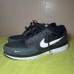 Men’s Nike Shoes Size 13 Hardly Used