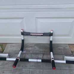 Perfect Fitness Portable Multi-Gym Pro White Doorway Pull Up Bar