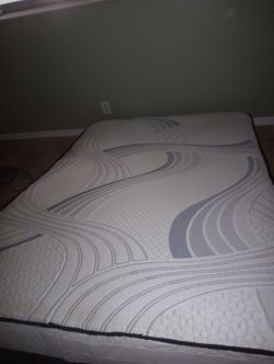 Full mattress