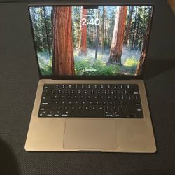 MacBook Pro M1 Pro 14 Inch 16 Gb