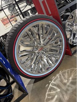 24s and Vogue tires n wheels 6lug Chevy
