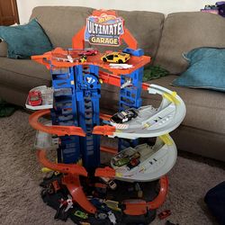 Hot wheels ultimate garage over 3 foot tall