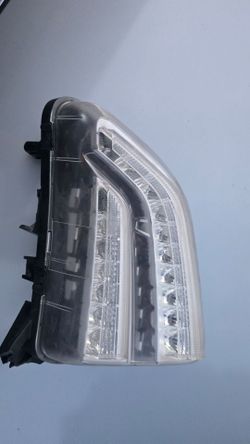 2017 to 2020 Hyundai Ioniq Left LED Daytime Running Light 92207G2150 Still Good Condition San Jose 95121

Genuine Hyundai Ioniq left-side LED daytime