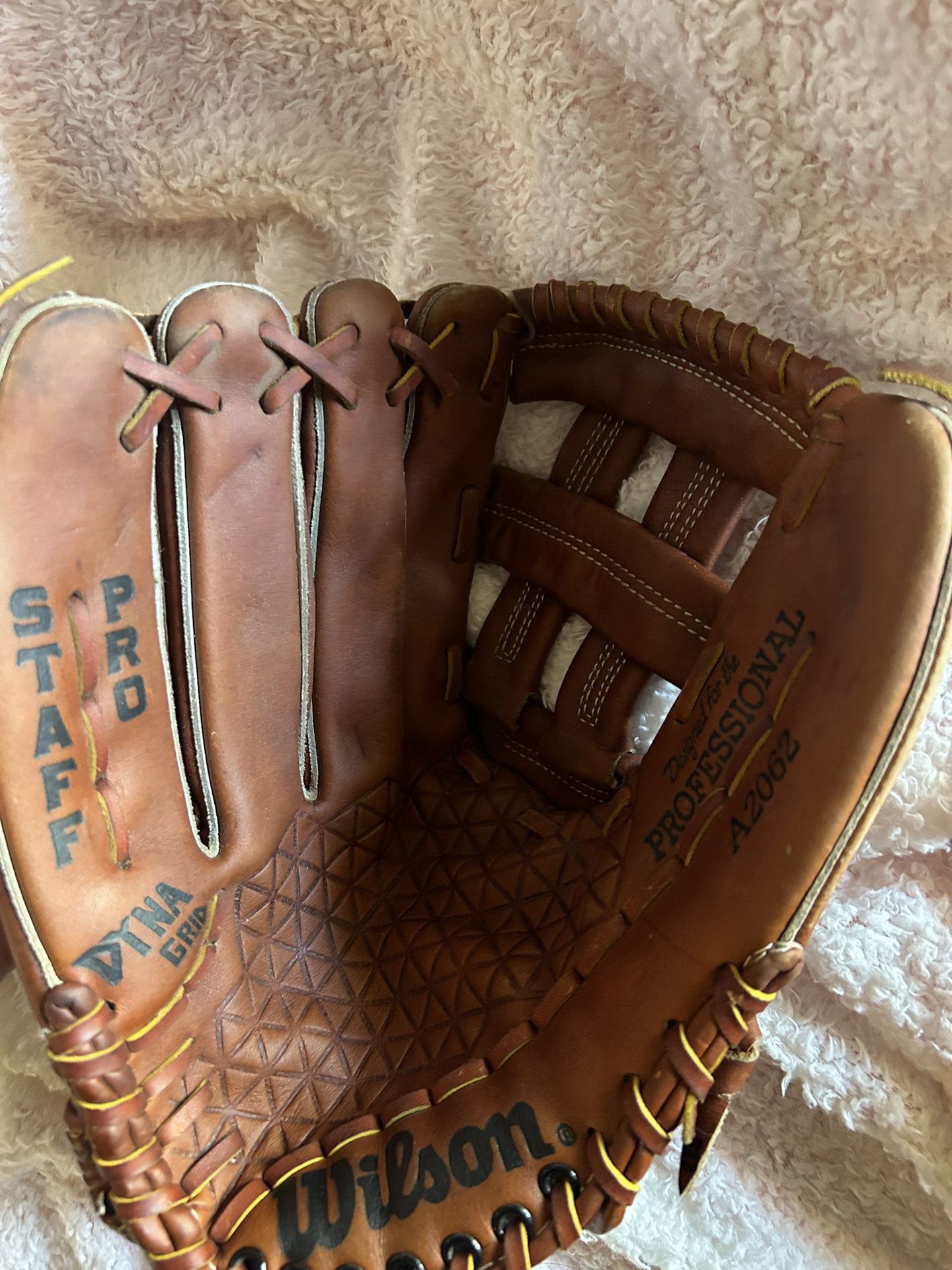Lefty Adult Baseball Glove 