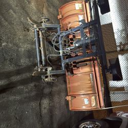 Western Snow Plow Ultra Finish 8,6  Great Condition