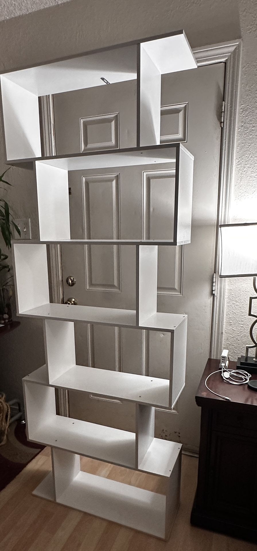 White Shelf