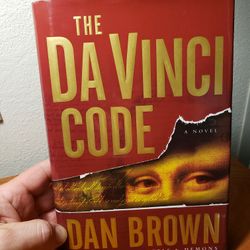 THE DA VINCI CODE

First Edition 