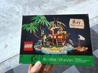 LEGO Ray the Castaway  40566