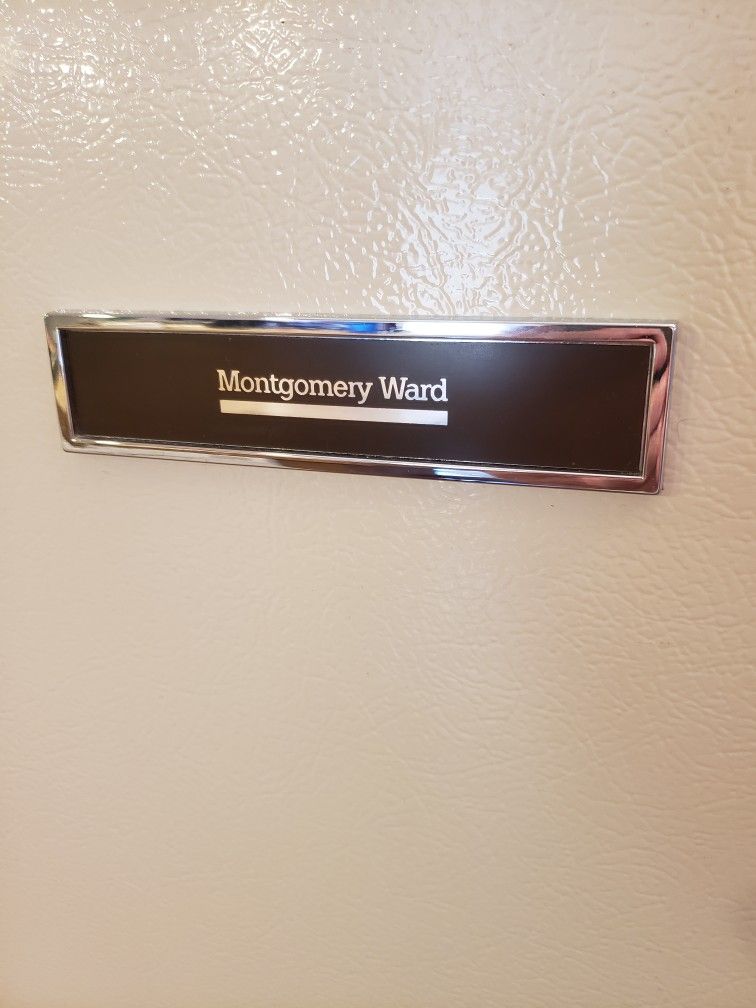 Freezer,  Montgomery Ward