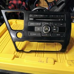 2013 Original Honda Radio With CD
