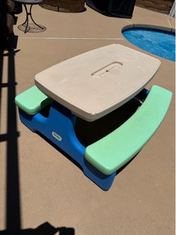 Little tikes picnic table