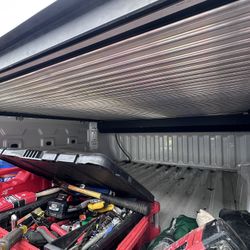 Roll n lock bed cover GMC
