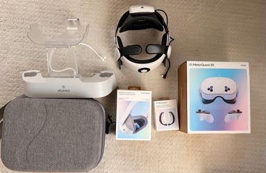 Meta Quest 3S 128GB VR Headset Bundle