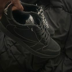 Travis Scott ‘Black Phantom’