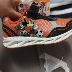 New Minnie Mousse Girls Shoes Size 10