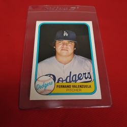 Vintage Old 1981 LA Dodgers - Fernando Valenzuela Baseball Card Fleer #140