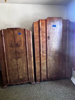Vintage dresser
