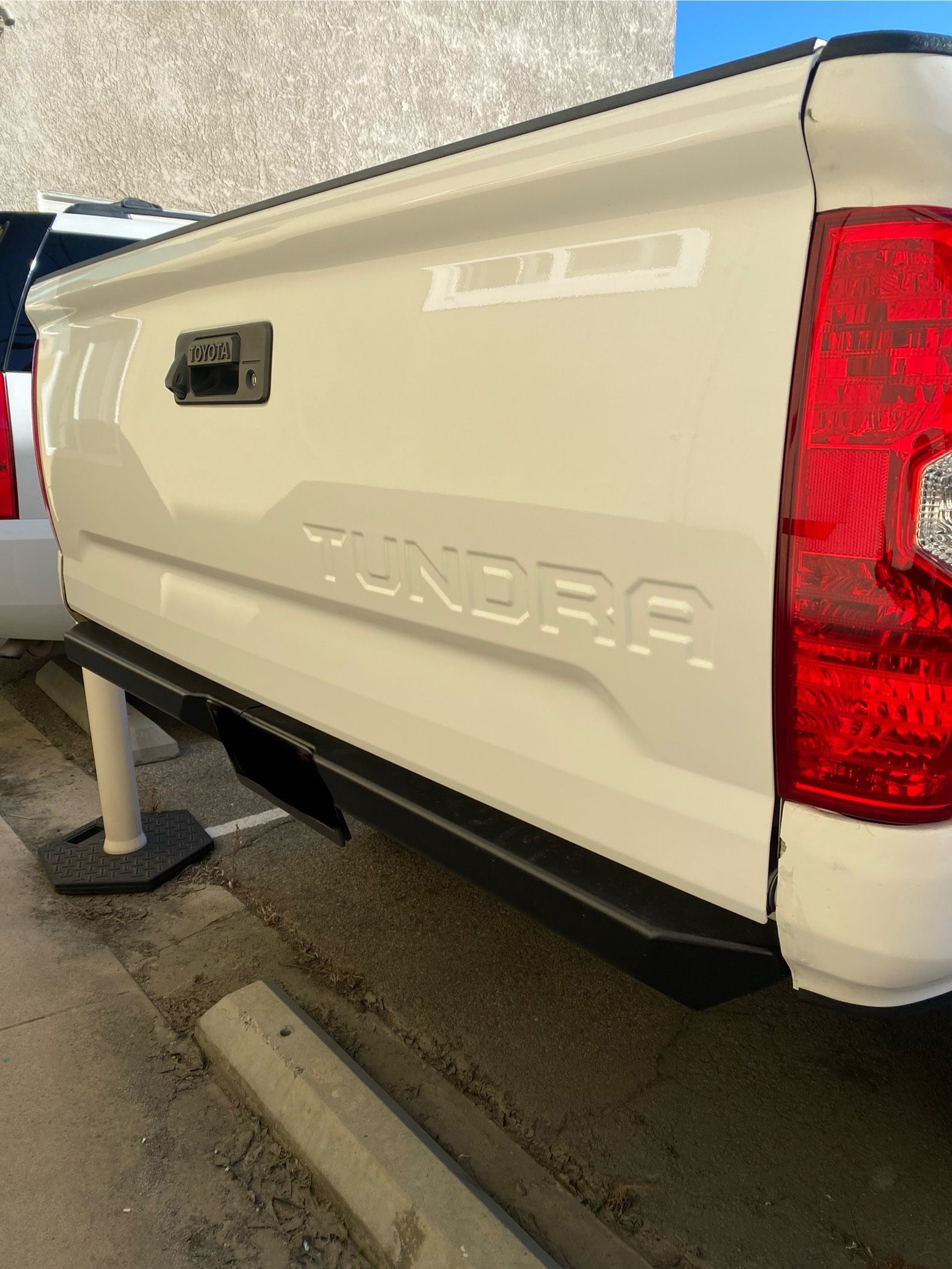 2007-2021 TOYOTA TUNDRA REAR PLATE BUMPER / MZB-T2-1A