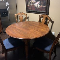 Table & chairs