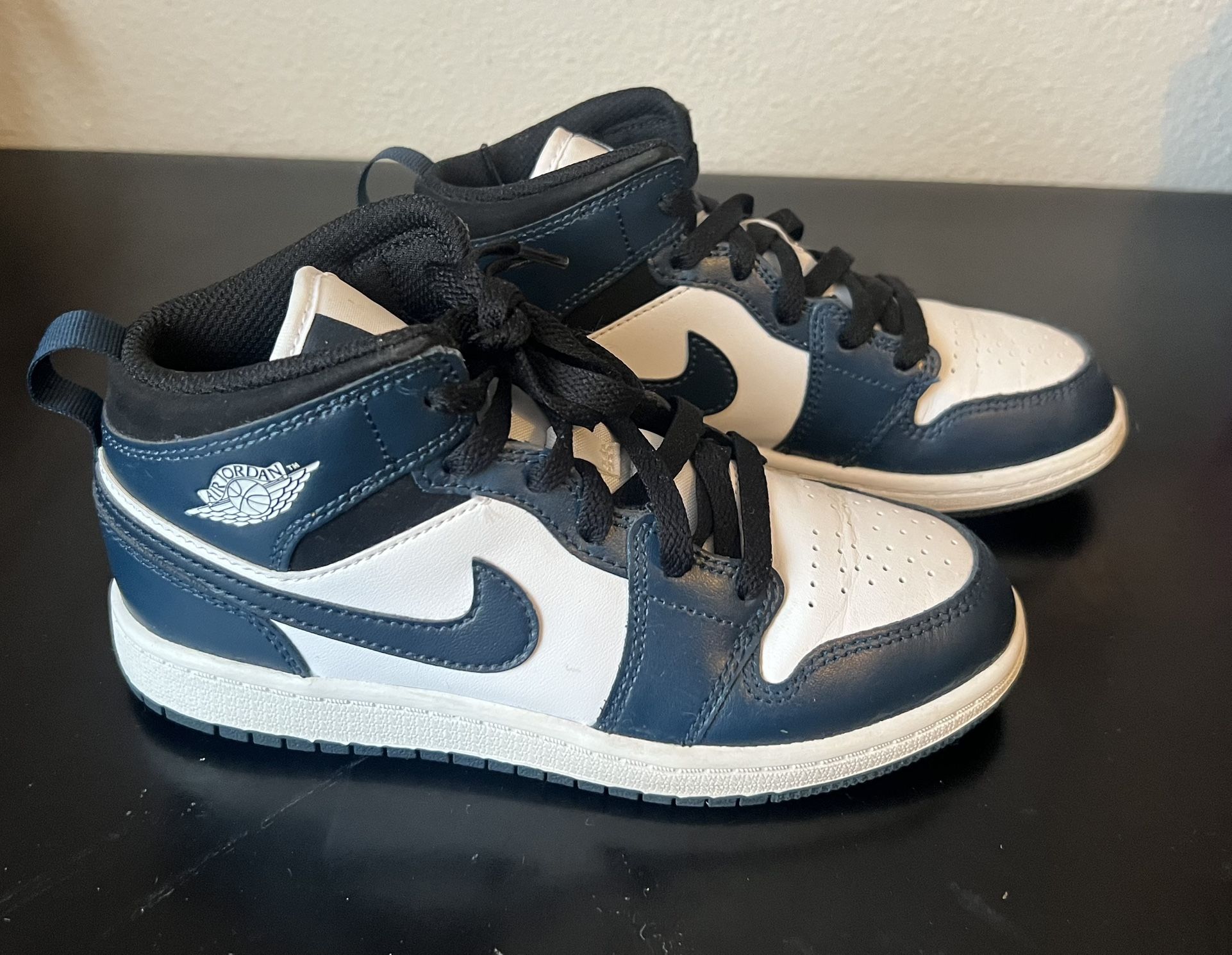 Jordan Mids