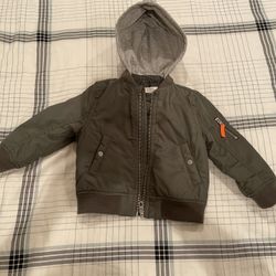 H&M Lightly padded Boys’ hooded bomber jacket.