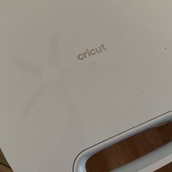 15x12 Cricut Autopress With Bonus Vinyl 