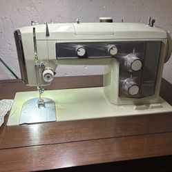 Kenmore 158 Sewing Machine